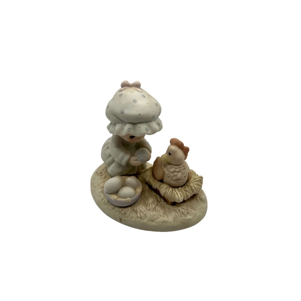 Vintage 1988 Retired Precious Moment "Eggspecially For You"